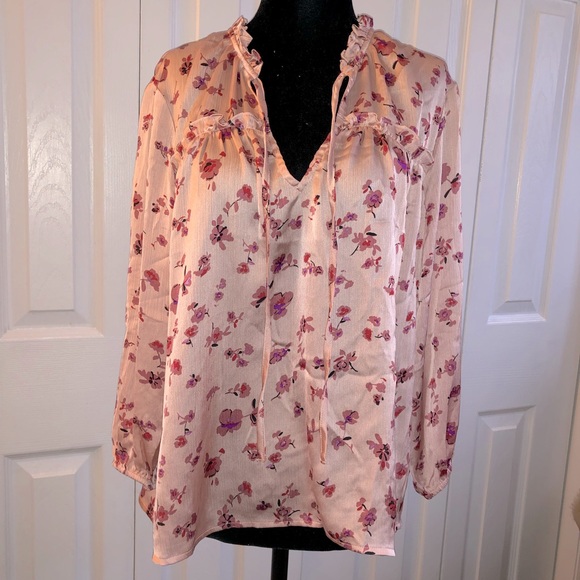 NWOT VICI Sunshine to Flowers Ruffle Blouse - Picture 2 of 6